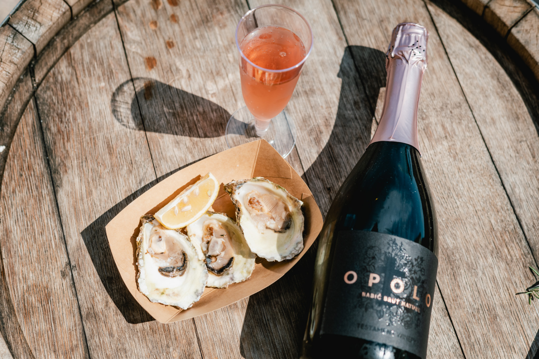 Posjetite novootvorenu kušaonicu školjaka i vina Oyster22!