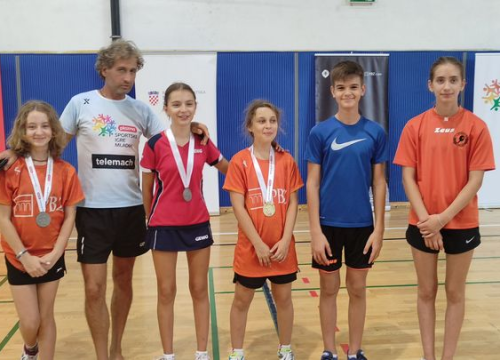 Šibenska stolnotenisačica Loreta  Mandić osvojila međunarodni turnir u Splitu