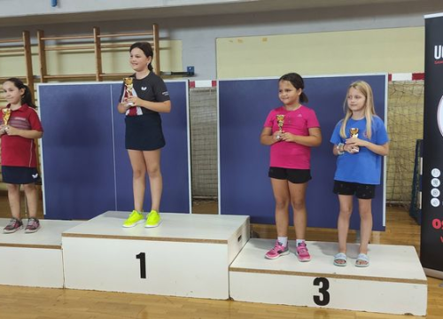 Fotografija 4 - Uspješan početak sezone za stolnotenisače Šibenika: Iz Dugog Sela vraćaju se s medaljama