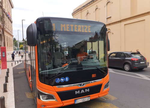 Fotografija 8 - Prvi dan novog gradskog prijevoza: 'Veliki je ovo napredak od vremena kad nitko nije imao pojma kad će bus doći'