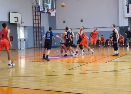 Fotografija 4 - Košarkaši Šibenke dovršili pripremni dio pobjedom od 83 razlike protiv Gruda