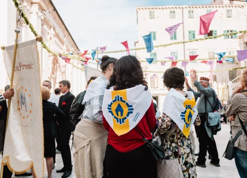 Fotografija 6 - Procesijom gradskim ulicama počela proslava sv. Mihovila, nebeskog zaštitnika Šibenika