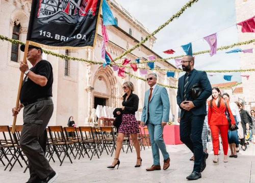Fotografija 19 - Procesijom gradskim ulicama počela proslava sv. Mihovila, nebeskog zaštitnika Šibenika