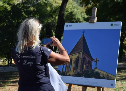 Fotografija 5 - Na Skradinskom buku otvorena izložba fotografija članova Foto kluba Šibenik