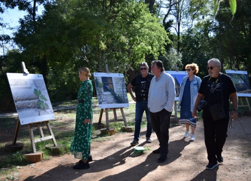 Fotografija 6 - Na Skradinskom buku otvorena izložba fotografija članova Foto kluba Šibenik