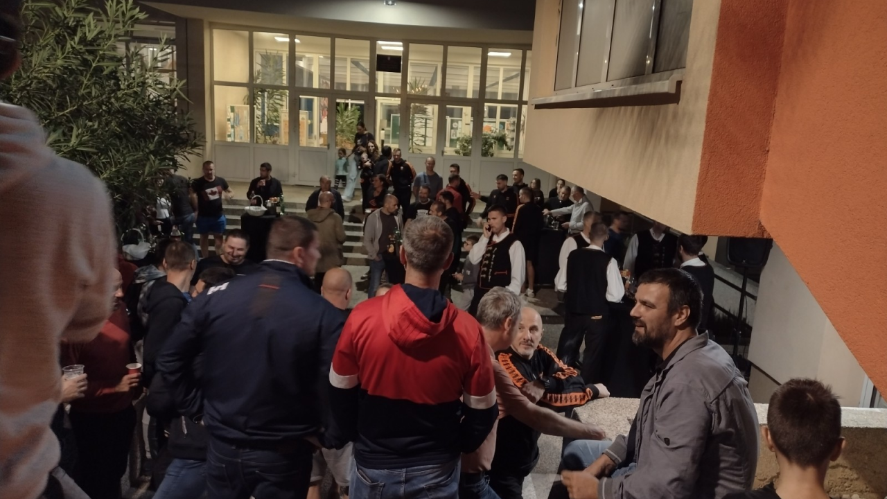 Otvoren Fan shop GKK Šibenke: Mala svečanost i gužva na prvi dan