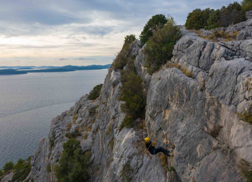 Fotografija 26 - Oko 350 sudionika uživalo je u brojnim sportskim aktivnostima proteklog vikenda na Malom Vignju, Zlarinu i Baldekinu!