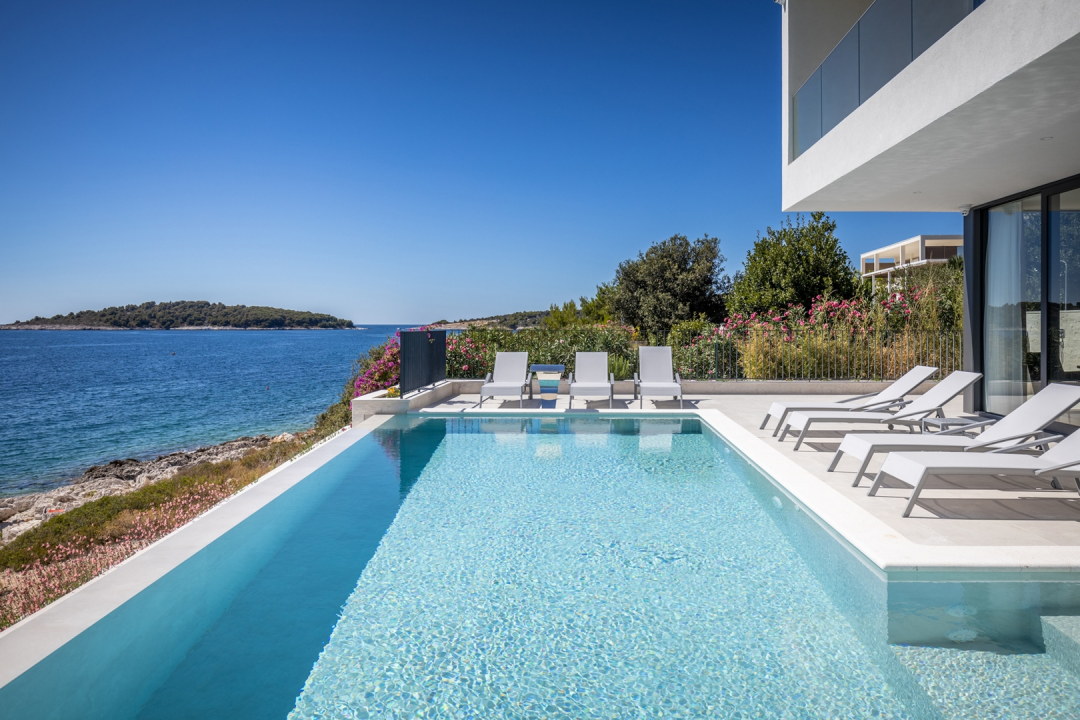 Oglasite svoje kuće za odmor na Adriatic Luxury Villas i spremni dočekajte sljedeću sezonu!