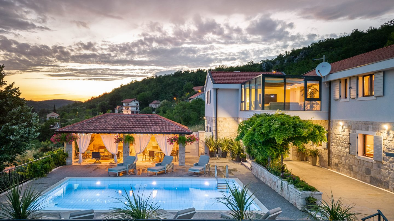 Oglasite svoje kuće za odmor na Adriatic Luxury Villas i spremni dočekajte sljedeću sezonu!