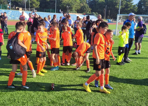 Fotografija 5 - Mladi nogometaši Šibenika (godište 2012.) osvojili turnir u Zadru, u finalu rutinski protiv Hajduka