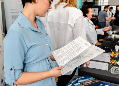 Fotografija 16 - Održan je Sajam poslodavaca u Industrijsko-obrtničkoj školi Šibenik!
