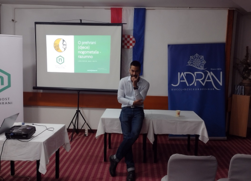 Škola nogometa Joso Bego organizirala predavanje o zdravoj prehrani