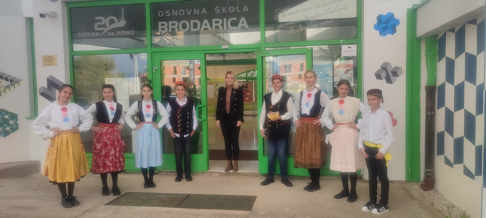 Osnovna škola Brodarica ugostila učenike i kolege iz Rumunjske u okviru K1 projekta