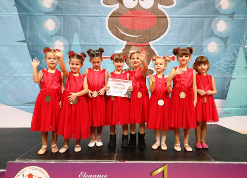 Fotografija 6 - Sjajan debitantski nastup za mažoretkinje Grada Šibenika: Kući se vratile s dva prva i jednim drugim mjestom