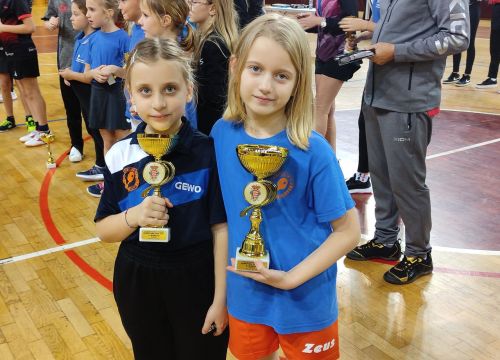 Fotografija 9 - Veliki uspjeh šibenskih mlađih stolnotenisača na Dubrovnik Openu