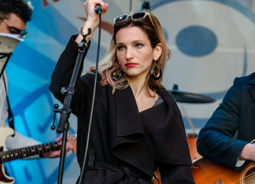 Fotografija 2 - Šibenčane prvog dana 2023. na Adventuri u Parkiću zabavljao bend Pavel