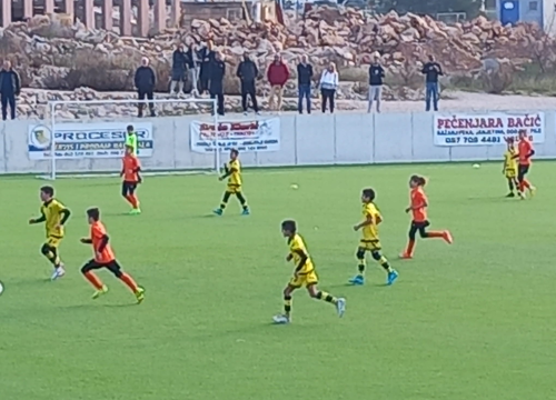 Fotografija 6 - Mladi nogometaši Šibenika na 9. Vodice Cupu do dva zlata i dva srebra