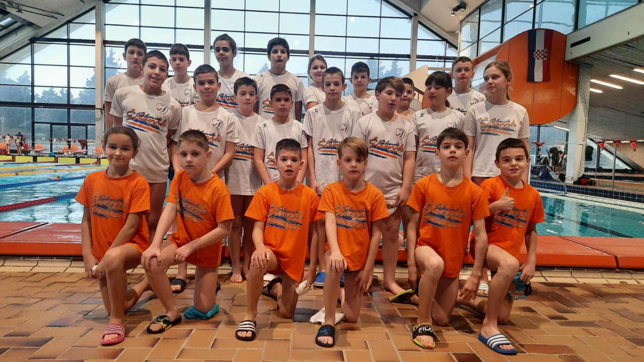 Mladi plivači PK Šibenik u splitskoj ligi do 5 medalja