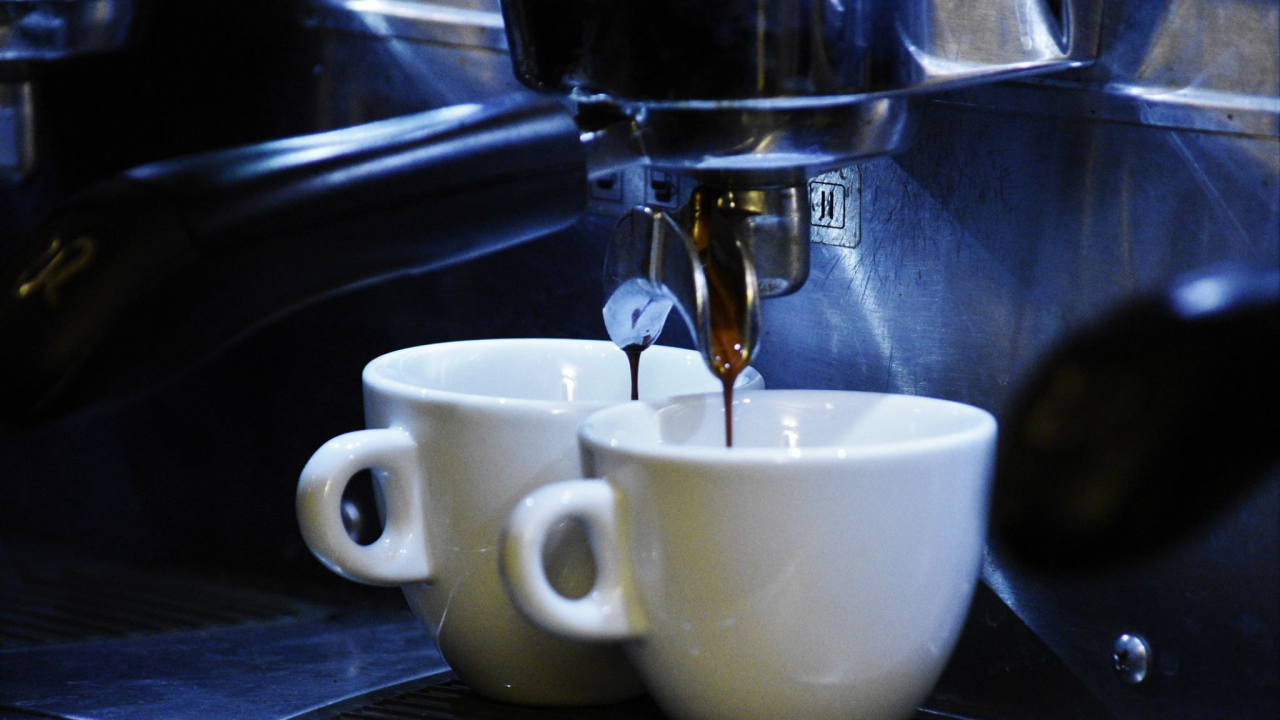 Ministar Primorac: 'Radimo na tome da oporezujemo dio napojnica'