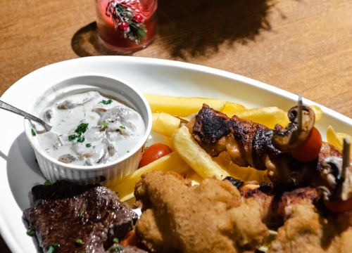 Fotografija 5 - Provedite najromantičniji dan u godini u posebnom ozračju Konobe Brošćica!