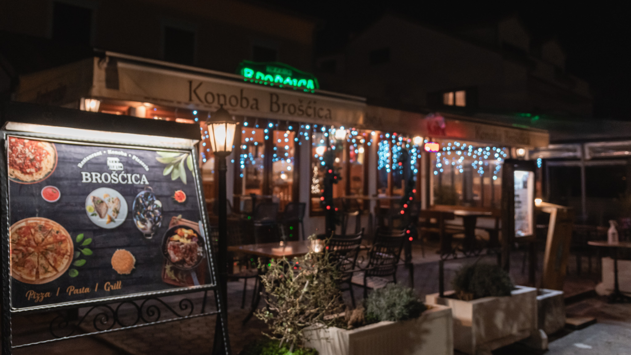 Provedite najromantičniji dan u godini u posebnom ozračju Konobe Brošćica!