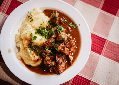 Fotografija 23 - Kultna Marenda ima novog vlasnika, ali ostaje duh starog Šibenika i miris težačkih jela!