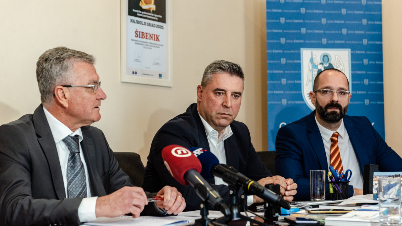 Ekološki skandal zbližio Burića, Miletu i Vidovića: 'Kome smeta Šibenik?'