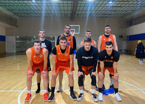 U svojoj desetoj ovosezonskoj utakmici SKK Šibenik svladao je FINA Hacklere 91-50