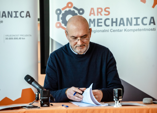 Fotografija 2 - Potpisan ugovor za nabavu opreme Regionalnog centra kompetentnosti 'ARS MECHANICA'