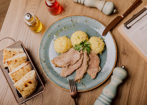 Fotografija 20 - Ako još niste, vrijeme je da isprobate punjenu vješalicu 'Kod starog'!