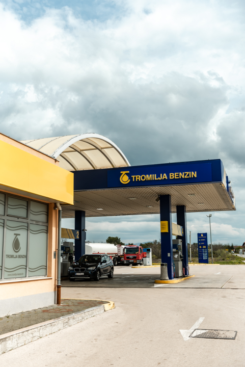 Tromilja benzin u potrazi je za radnicima!