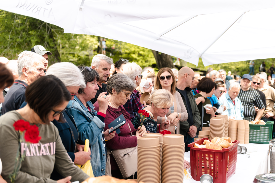 Uz podjelu graha u NP Krka tradicionalno obilježen Praznik rada: 'Sve što imamo stvorili smo svojim radom'