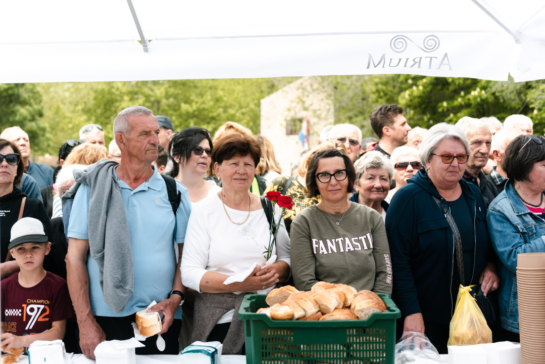 Uz podjelu graha u NP Krka tradicionalno obilježen Praznik rada: 'Sve što imamo stvorili smo svojim radom'