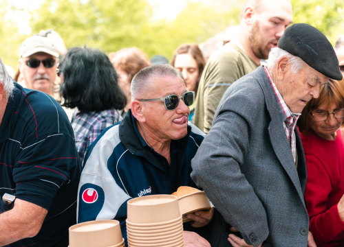 Fotografija 19 - Uz podjelu graha u NP Krka tradicionalno obilježen Praznik rada: 'Sve što imamo stvorili smo svojim radom'