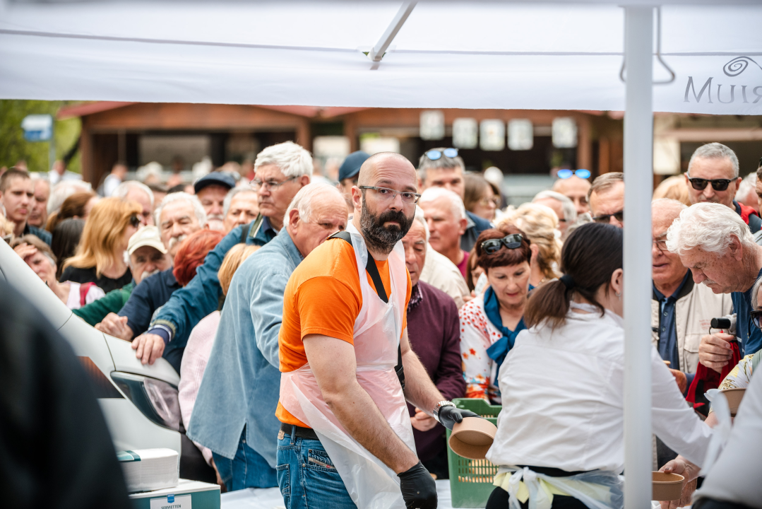 Uz podjelu graha u NP Krka tradicionalno obilježen Praznik rada: 'Sve što imamo stvorili smo svojim radom'
