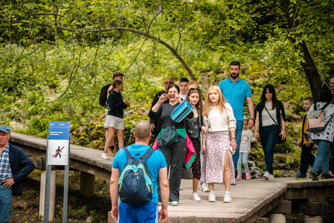 Uz podjelu graha u NP Krka tradicionalno obilježen Praznik rada: 'Sve što imamo stvorili smo svojim radom'