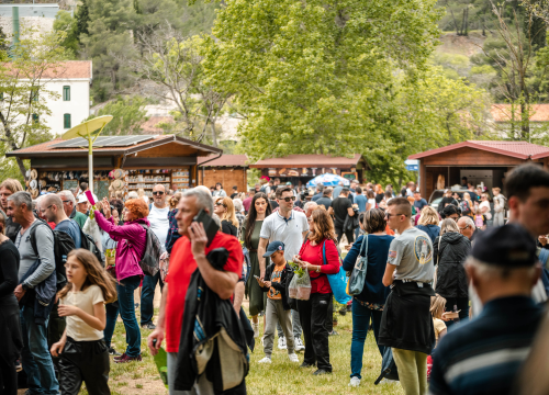 Fotografija 25 - Uz podjelu graha u NP Krka tradicionalno obilježen Praznik rada: 'Sve što imamo stvorili smo svojim radom'