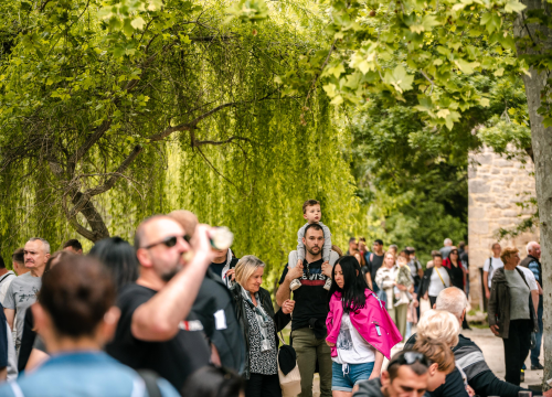 Fotografija 35 - Uz podjelu graha u NP Krka tradicionalno obilježen Praznik rada: 'Sve što imamo stvorili smo svojim radom'