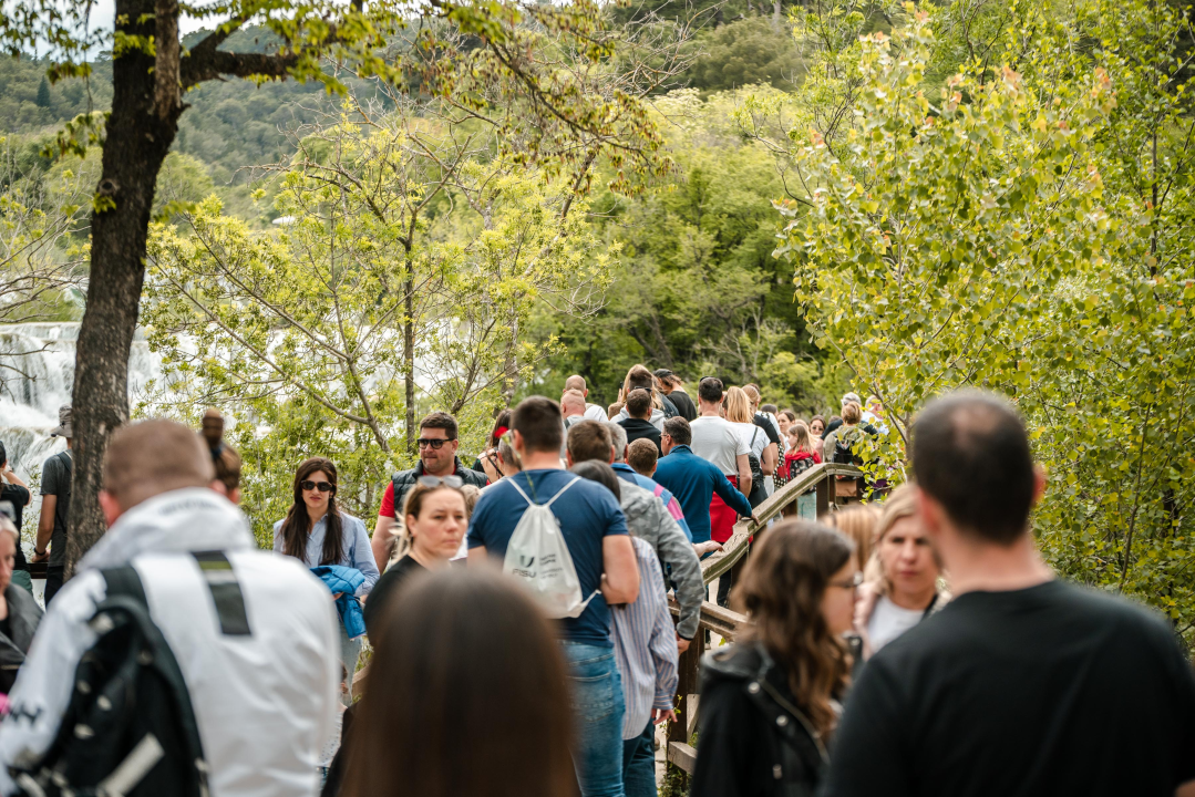 Uz podjelu graha u NP Krka tradicionalno obilježen Praznik rada: 'Sve što imamo stvorili smo svojim radom'