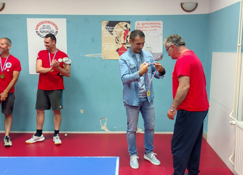 Fotografija 6 - Zlarinski papentaš ponovno prvak Stolnoteniske rekreativne lige Šibenik 2022./’23.