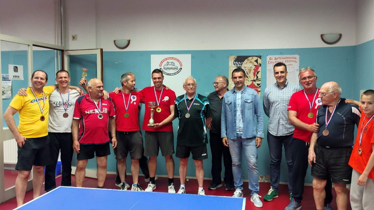 Zlarinski papentaš ponovno prvak Stolnoteniske rekreativne lige Šibenik 2022./’23.