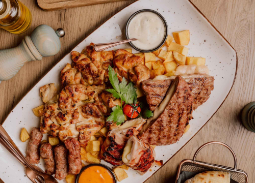 Fotografija 32 - Isprobajte nenadmašne mesne plate u bistrou 'Kod starog'!