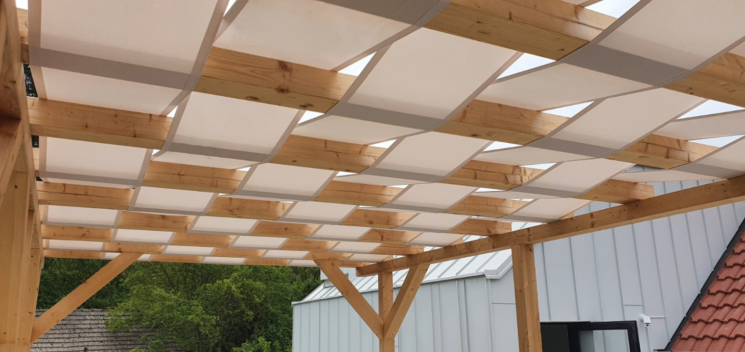 Uredite svoj balkon ili terasu kvalitetnom tendom po mjeri!