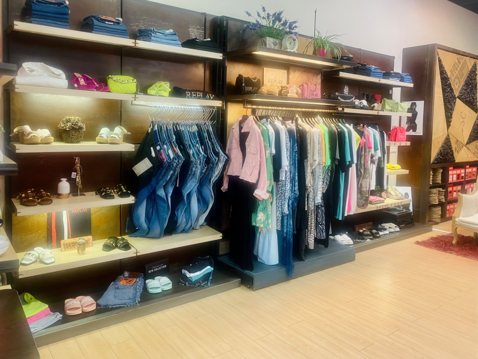 Fashion Box nudi najtrendi komade poznatih brendova Replay i Diesel!