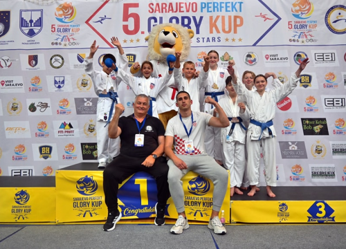 Fotografija 12 - Vodički karataši s natjecanja u Sarajevu vratili se s 11 medalja