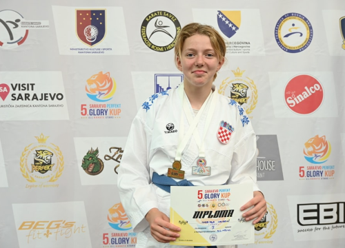 Fotografija 5 - Vodički karataši s natjecanja u Sarajevu vratili se s 11 medalja