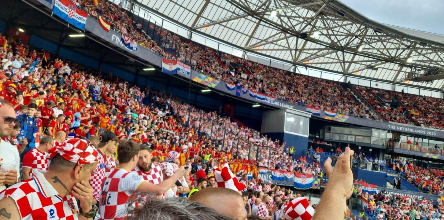 Šibenčani stigli na stadion: Atmosfera je fenomenalna