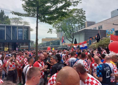 Fotografija 3 - Šibenčani stigli na stadion: Atmosfera je fenomenalna