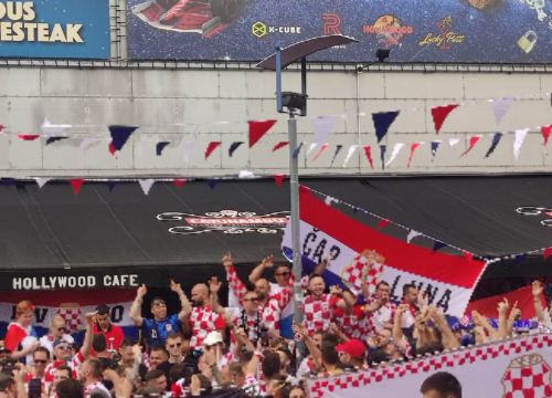 Fotografija 20 - Šibenčani stigli na stadion: Atmosfera je fenomenalna