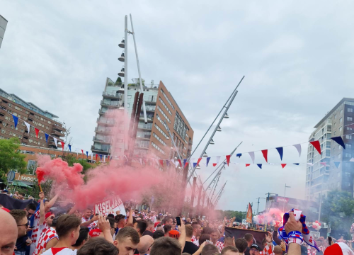 Fotografija 14 - Šibenčani stigli na stadion: Atmosfera je fenomenalna
